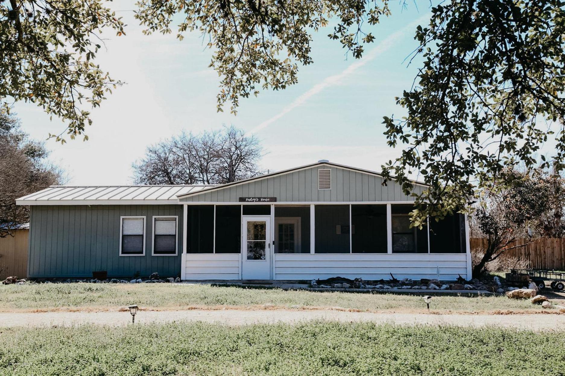 Hadley'S House - A Country 3 Bdrm With Screened-In Porch 新布朗费尔斯 外观 照片